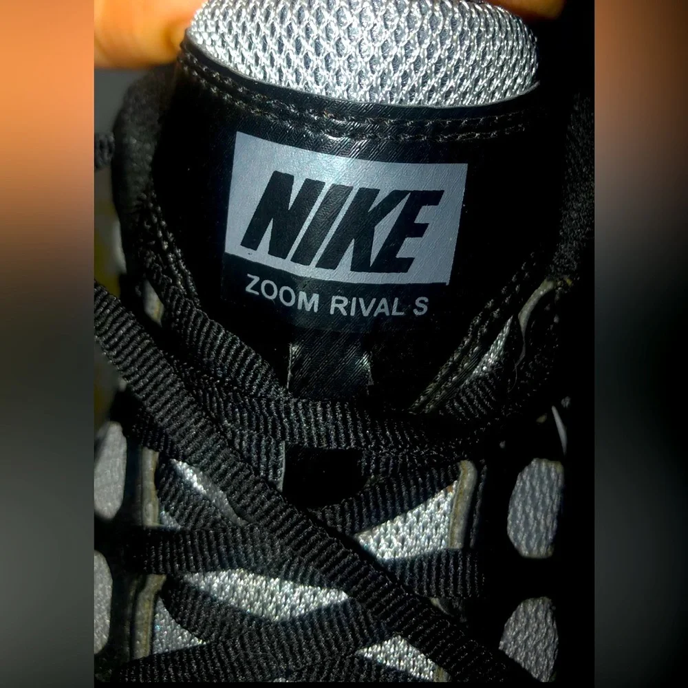 Nike ZOOM RIVALS - Picture 2 of 4